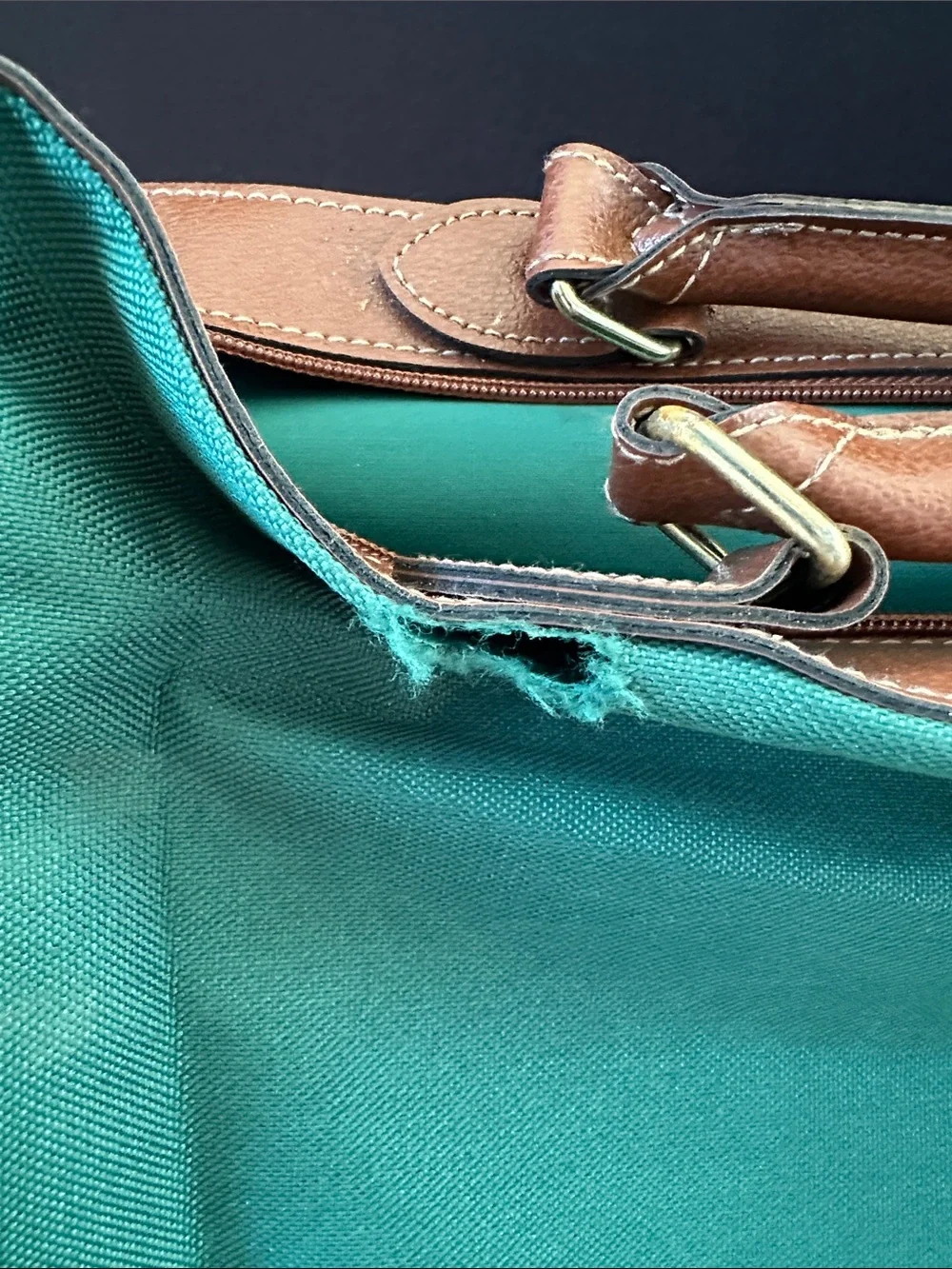 Polo by Ralph Lauren Green Canvas Duffel with Brown Leather Trim - Picture 4 of 6
